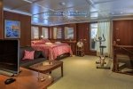Motor Yacht Donna Del Mare cabin