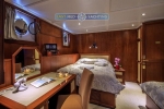 Motor Yacht Donna Del Mare cabin