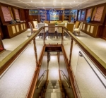 Motor Yacht Donna Del Mare hallway