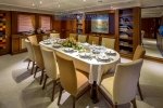 Motor Yacht Donna Del Mare dining area