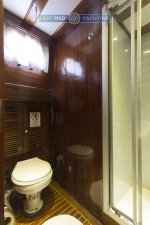 Gulet Sea Life bathroom